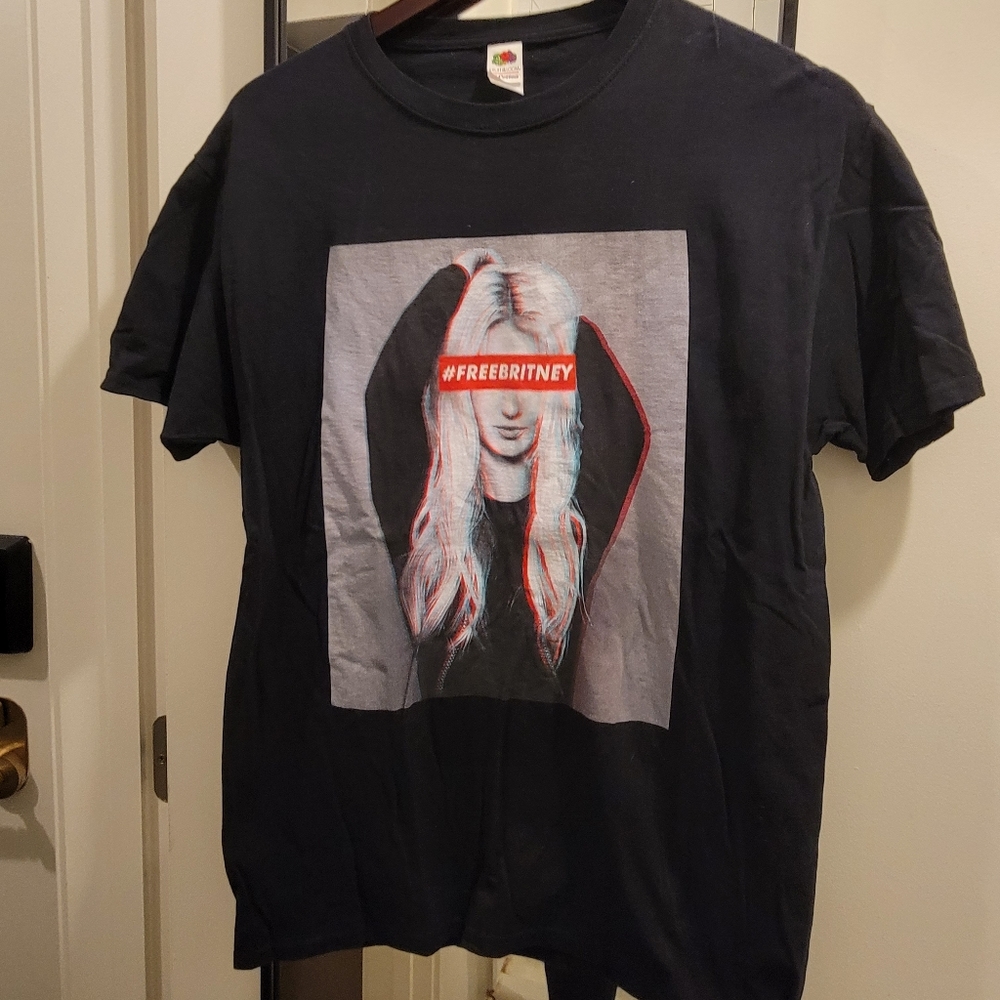 Mens #freebritney T-Shirt Size Medium